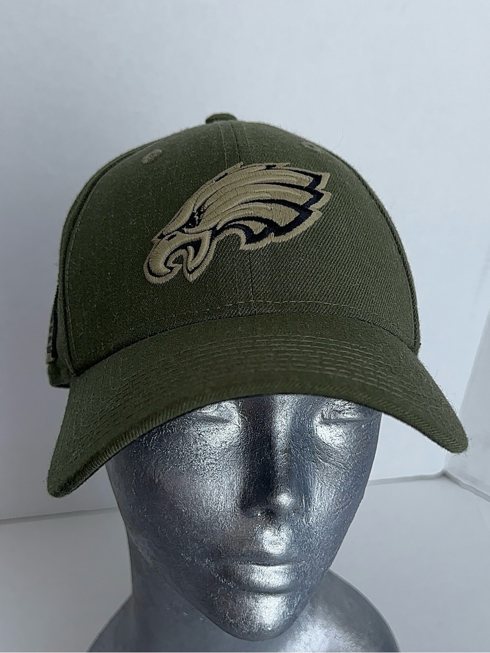New Era Philadelphia Eagles Clean Up Slouch Hat Black S/M Adjustable Cap
